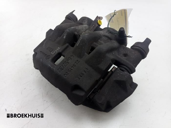 Gebrauchte Bremszange links vorne Fiat Ducato (250) 2.3 D 130 Multijet Preis € 42,35 Mit Mehrwertsteuer angeboten von Autobedrijf Broekhuis B.V.