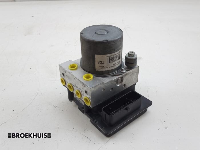 Begagnade ABS-pump Fiat Ducato (250) 2.3 D 130 Multijet Pris € 163,35 Inklusive moms erbjuds av Autobedrijf Broekhuis B.V.