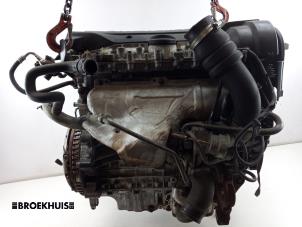 Motor van een Ford S-Max (GBW) 2.5 Turbo 20V 2008