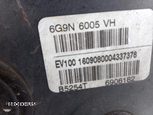 Motor van een Ford S-Max (GBW) 2.5 Turbo 20V 2008