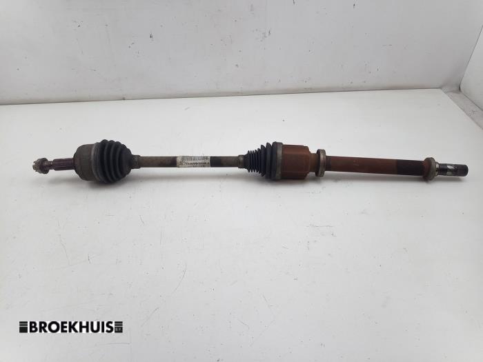 Gebrauchte Antriebswelle rechts vorne Renault Megane III Grandtour (KZ) 1.5 dCi 110 Preis € 65,00 Margenregelung angeboten von Autobedrijf Broekhuis B.V.