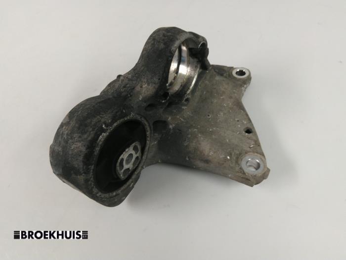 Usagé Support moteur Peugeot 307 Break (3E) 2.0 HDi 90 Prix € 20,00 Règlement à la marge proposé par Autobedrijf Broekhuis B.V.