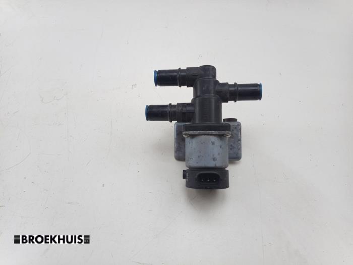 Begagnade Extra vattenpump Kia EV6 (CV) 58/63 kWh RWD Pris € 65,00 Marginaltabell erbjuds av Autobedrijf Broekhuis B.V.