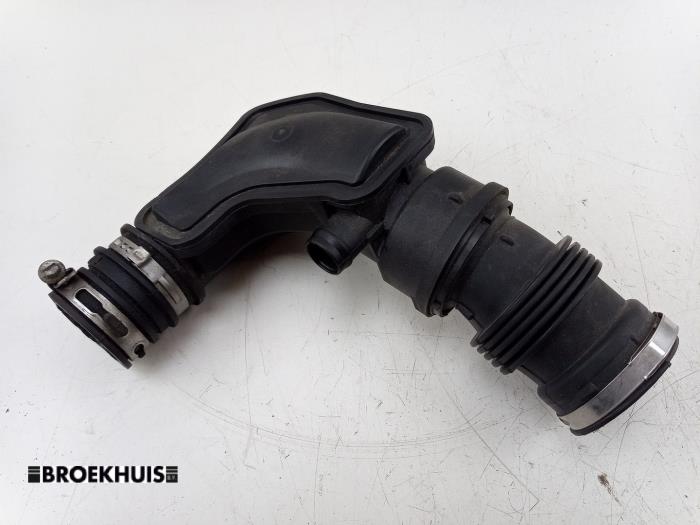 Gebrauchte Intercooler Rohr Ford Focus 3 Wagon 1.0 Ti-VCT EcoBoost 12V 125 Preis € 20,00 Margenregelung angeboten von Autobedrijf Broekhuis B.V.