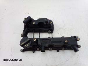 Ventildeckel van een Volvo V40 (MV) 1.6 T3 GTDi 16V 2012