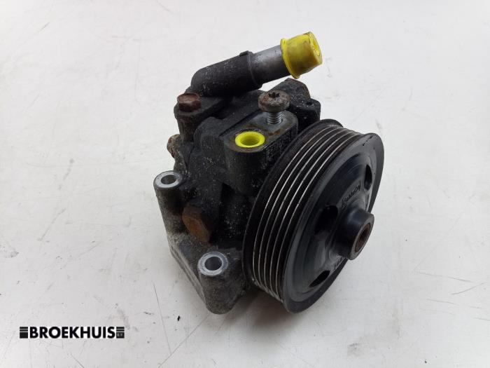 Usagé Pompe de direction Ford Mondeo IV Wagon 2.0 16V Prix € 45,00 Règlement à la marge proposé par Autobedrijf Broekhuis B.V.