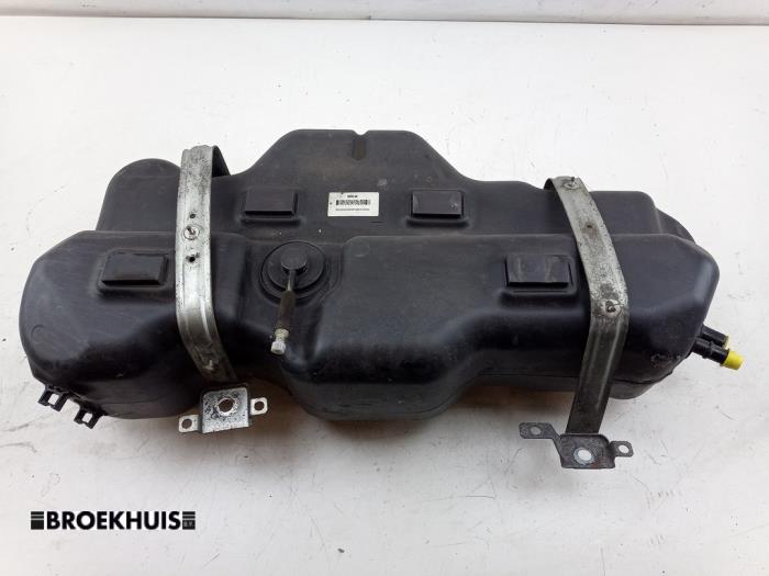 Gebrauchte Adblue Tank Fiat Ducato (250) 2.2 D 160 Multijet 3 Preis € 665,50 Mit Mehrwertsteuer angeboten von Autobedrijf Broekhuis B.V.