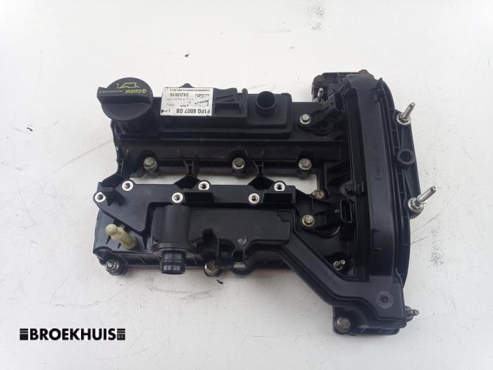 Usagé Couvercle soupapes Ford C-Max (DXA) 1.0 Ti-VCT EcoBoost 12V 125 Prix € 50,00 Règlement à la marge proposé par Autobedrijf Broekhuis B.V.