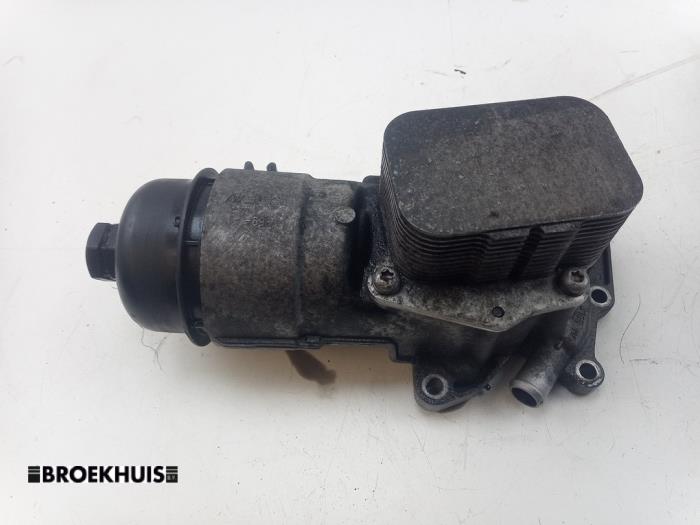 Gebrauchte Ölfiltergehäuse Ford Focus 2 Wagon 1.6 TDCi 16V 90 Preis € 35,00 Margenregelung angeboten von Autobedrijf Broekhuis B.V.