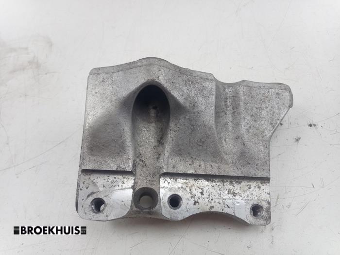 Gebrauchte Motorlager Mini Mini (F55) 1.5 12V One D Preis € 20,00 Margenregelung angeboten von Autobedrijf Broekhuis B.V.