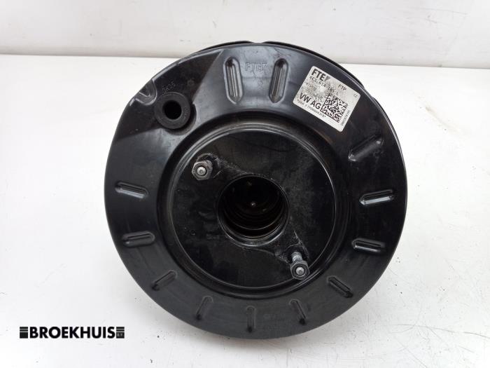 Usagé Servo frein Skoda Fabia III Combi (NJ5) 1.0 TSI 12V Prix € 50,00 Règlement à la marge proposé par Autobedrijf Broekhuis B.V.