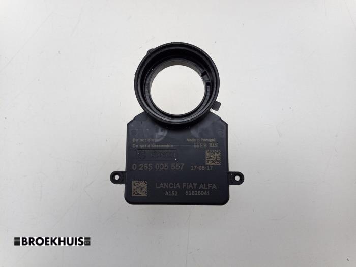 Begagnade Styrvinkelsensor Citroen Jumper (U9) 2.0 BlueHDi 160 Pris € 42,35 Inklusive moms erbjuds av Autobedrijf Broekhuis B.V.