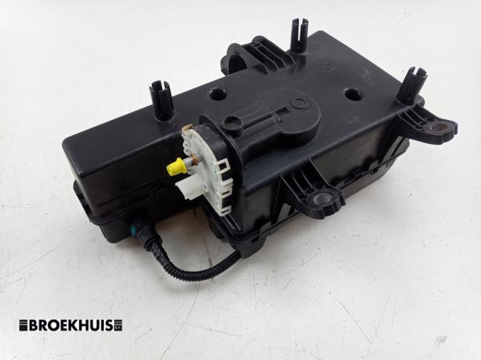 Used Additive tank Citroen Jumper (U9) 2.0 BlueHDi 160 Price € 96,80 Inclusive VAT offered by Autobedrijf Broekhuis B.V.