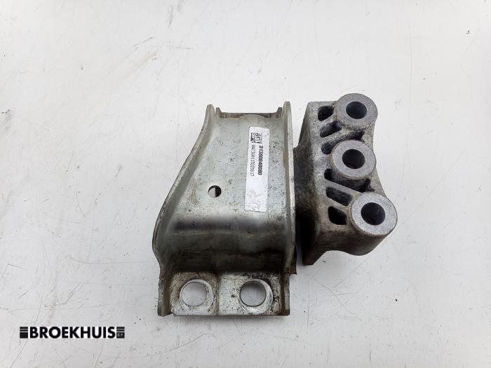 Used Engine mount Citroen Jumper (U9) 2.0 BlueHDi 160 Price € 48,40 Inclusive VAT offered by Autobedrijf Broekhuis B.V.