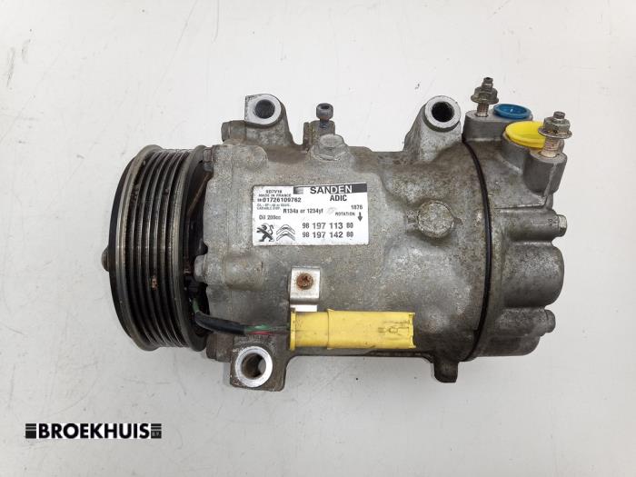 Usagé Pompe clim Citroen Jumper (U9) 2.0 BlueHDi 160 Prix € 163,35 Prix TTC proposé par Autobedrijf Broekhuis B.V.