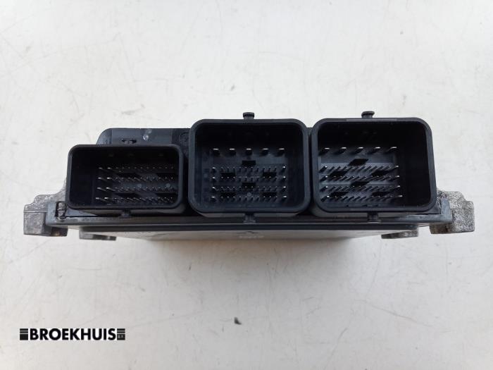 Injection computer from a Ford Transit Connect (PJ2) 1.6 TDCi 16V 75 2015