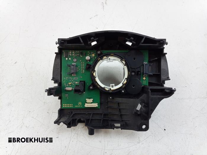 Begagnade Styrvinkelsensor Ford Transit Connect (PJ2) 1.6 TDCi 16V 75 Pris € 54,45 Inklusive moms erbjuds av Autobedrijf Broekhuis B.V.