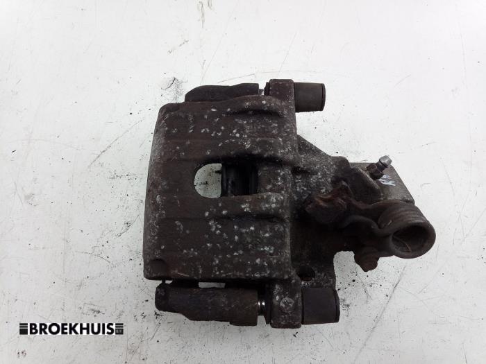 Gebrauchte Bremszange rechts hinten Ford Transit Connect (PJ2) 1.6 TDCi 16V 75 Preis € 30,25 Mit Mehrwertsteuer angeboten von Autobedrijf Broekhuis B.V.