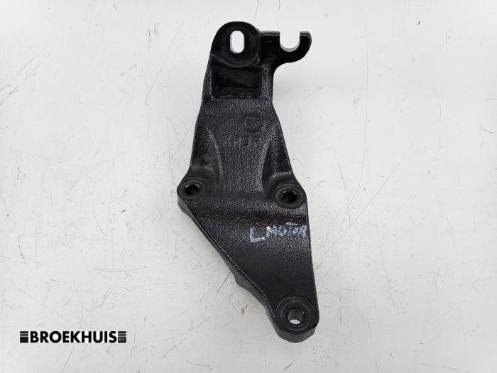 Used Engine mount Mazda CX-80 (KL) 2.5 E-SkyActiv PHEV AWD Price € 40,00 Margin scheme offered by Autobedrijf Broekhuis B.V.
