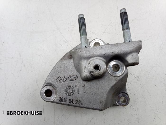 Usagé Support moteur Kia Niro I (DE) 1.6 GDI Hybrid Prix € 25,00 Règlement à la marge proposé par Autobedrijf Broekhuis B.V.