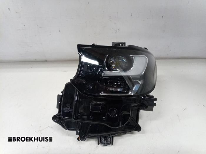 Używane Reflektor lewy Mazda CX-80 (KL) 2.5 E-SkyActiv PHEV AWD Cena € 1.250,00 Procedura marży oferowane przez Autobedrijf Broekhuis B.V.