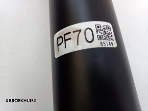 Zwischenachse van een Mazda CX-80 (KL) 2.5 E-SkyActiv PHEV AWD 2024