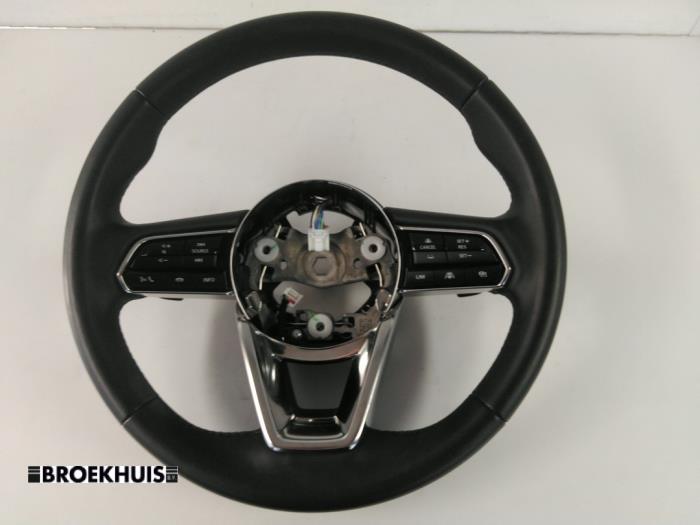 Usagé Volant Mazda CX-80 (KL) 2.5 E-SkyActiv PHEV AWD Prix € 200,00 Règlement à la marge proposé par Autobedrijf Broekhuis B.V.