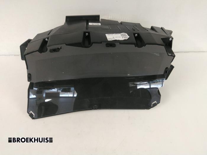 Usados Pantalla Head-up Mazda CX-80 (KL) 2.5 E-SkyActiv PHEV AWD Precio € 500,00 Norma de margen ofrecido por Autobedrijf Broekhuis B.V.