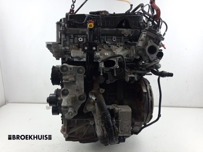 Used Engine Renault Master III (FV) 2.3 dCi 125 16V FWD Price € 4.235,00 Inclusive VAT offered by Autobedrijf Broekhuis B.V.