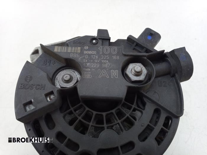 Dynamo d'un Opel Zafira (M75) 2.2 16V Direct Ecotec 2008