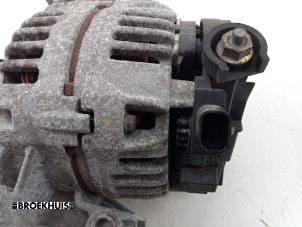 Dynamo d'un Opel Zafira (M75) 2.2 16V Direct Ecotec 2008