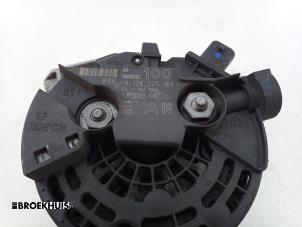 Dynamo d'un Opel Zafira (M75) 2.2 16V Direct Ecotec 2008