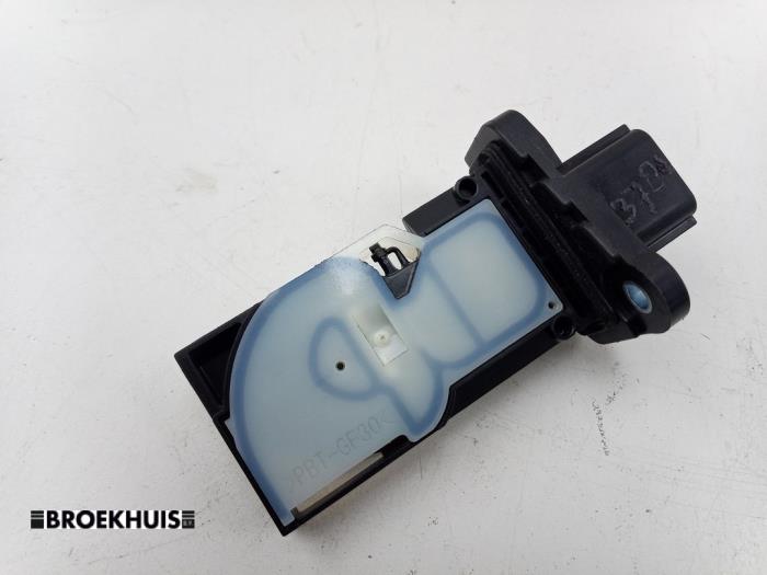 Gebrauchte Luftmassenmesser Renault Clio V (RJAB) 1.6 E-Tech 145 16V Preis € 40,00 Margenregelung angeboten von Autobedrijf Broekhuis B.V.