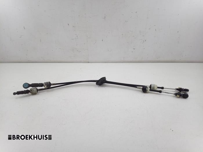 Usados Cable de cambio de caja de cambios Mercedes Vito (447.6) 1.6 109 CDI 16V Precio € 60,50 IVA incluido ofrecido por Autobedrijf Broekhuis B.V.