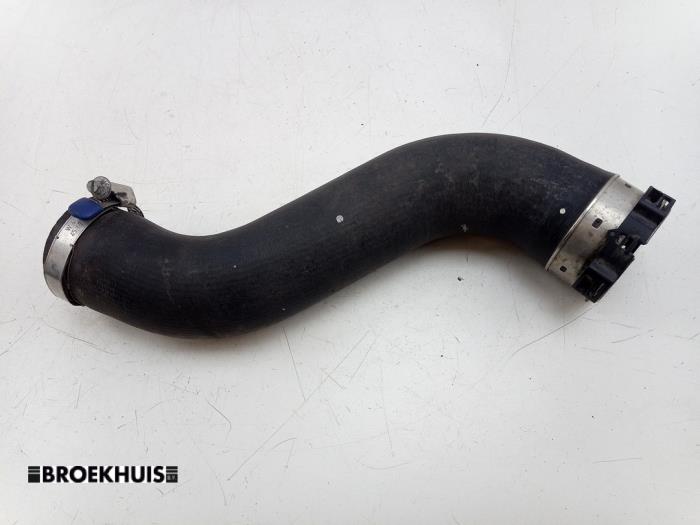Gebrauchte Intercooler Schlauch Mercedes Vito (447.6) 1.6 109 CDI 16V Preis € 24,20 Mit Mehrwertsteuer angeboten von Autobedrijf Broekhuis B.V.