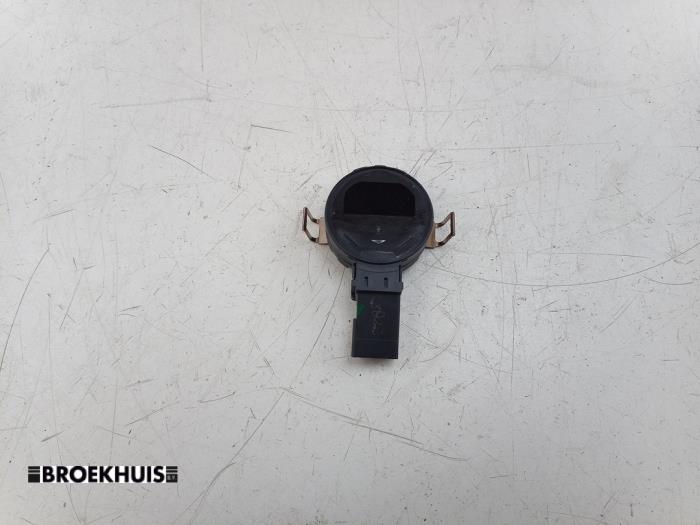 Begagnade Regnsensor DS Automobiles DS 7 1.6 16V E-Tense 225 Pris € 20,00 Marginaltabell erbjuds av Autobedrijf Broekhuis B.V.