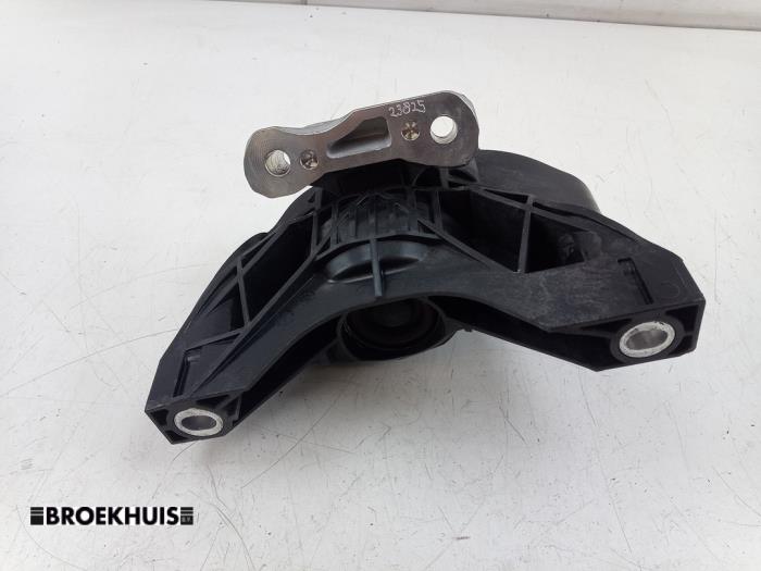 Used Engine mount DS Automobiles DS 7 1.6 16V E-Tense 225 Price € 50,00 Margin scheme offered by Autobedrijf Broekhuis B.V.
