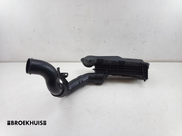 Begagnade Luftfilterhus DS Automobiles DS 7 1.6 16V E-Tense 225 Pris € 50,00 Marginaltabell erbjuds av Autobedrijf Broekhuis B.V.