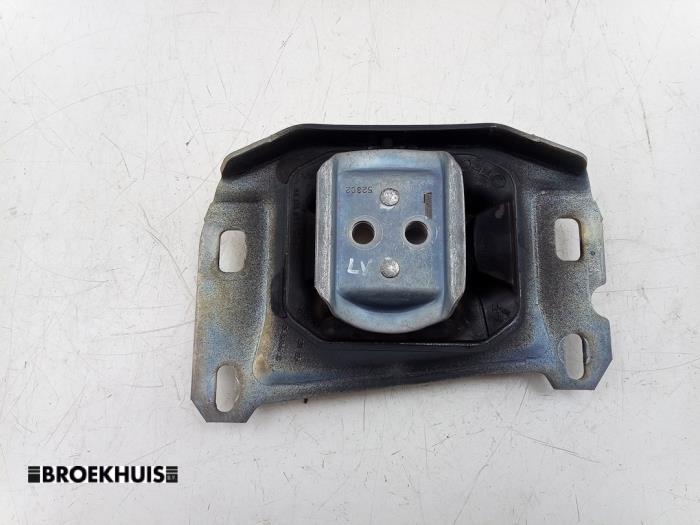 Used Engine mount DS Automobiles DS 7 1.6 16V E-Tense 225 Price € 30,00 Margin scheme offered by Autobedrijf Broekhuis B.V.