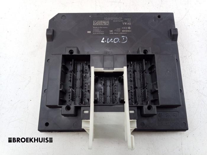 Used Body control computer Volkswagen Golf VII (AUA) 1.0 TSI 12V Price € 75,00 Margin scheme offered by Autobedrijf Broekhuis B.V.