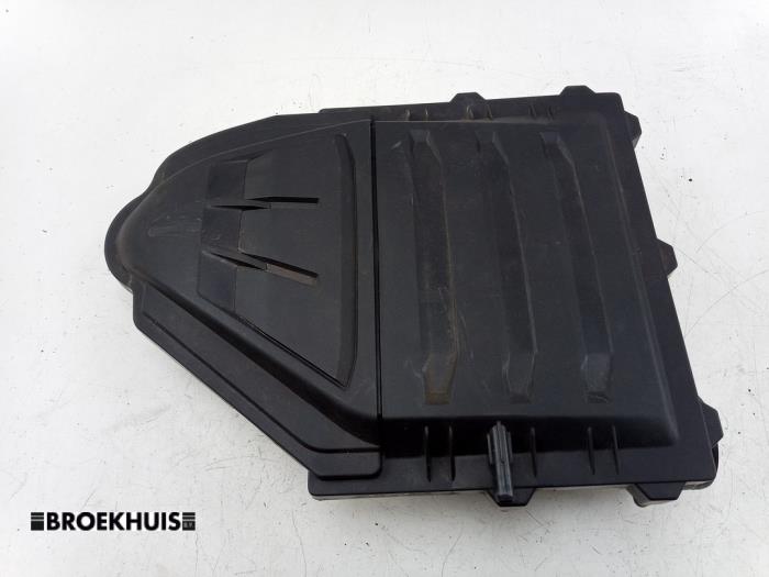 Gebrauchte Luftfiltergehäuse Volkswagen Golf VII (AUA) 1.0 TSI 12V Preis € 30,00 Margenregelung angeboten von Autobedrijf Broekhuis B.V.