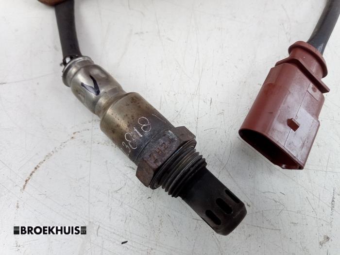 Lambda probe from a Volkswagen Golf VII (AUA) 1.0 TSI 12V 2017