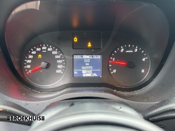 Motor van een Mercedes-Benz Sprinter 3,5t (907.6/910.6) 315 CDI 2.0 D RWD 2023