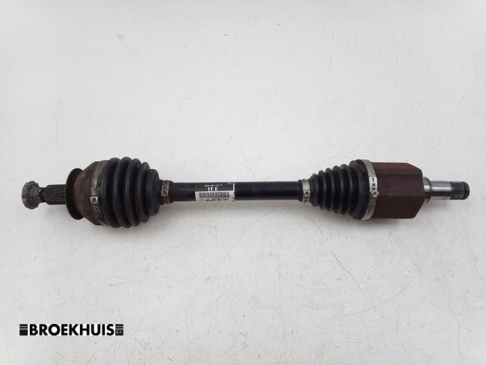 Gebrauchte Antriebswelle links vorne Audi A1 Sportback (8XA/8XF) 1.0 TFSI Ultra 12V Preis € 60,00 Margenregelung angeboten von Autobedrijf Broekhuis B.V.