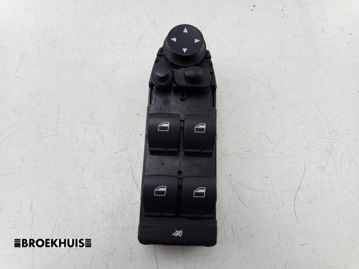 Usados Interruptor de ventanilla eléctrica BMW X1 (E84) sDrive 18d 2.0 16V Precio € 35,00 Norma de margen ofrecido por Autobedrijf Broekhuis B.V.