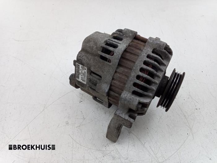 Begagnade Dynamo Renault Twingo (C06) 1.2 Pris € 20,00 Marginaltabell erbjuds av Autobedrijf Broekhuis B.V.