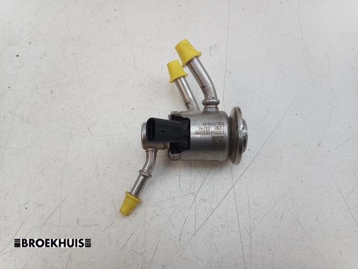 Usados Inyector Adblue Mercedes Sprinter 3,5t (907.6/910.6) 317 CDI 2.0 D RWD Precio € 181,50 IVA incluido ofrecido por Autobedrijf Broekhuis B.V.