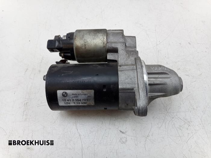 Begagnade Startmotor BMW 3 serie Touring (E91) 325i 24V Pris € 35,00 Marginaltabell erbjuds av Autobedrijf Broekhuis B.V.