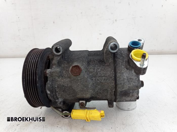 Gebrauchte Klimapumpe Peugeot 1007 (KM) 1.4 Preis € 25,00 Margenregelung angeboten von Autobedrijf Broekhuis B.V.