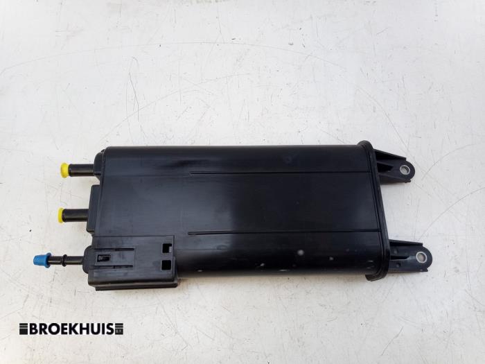 Gebrauchte Kohlenstofffilter Toyota RAV4 (A5) 2.5 Hybrid 16V Preis € 130,00 Margenregelung angeboten von Autobedrijf Broekhuis B.V.